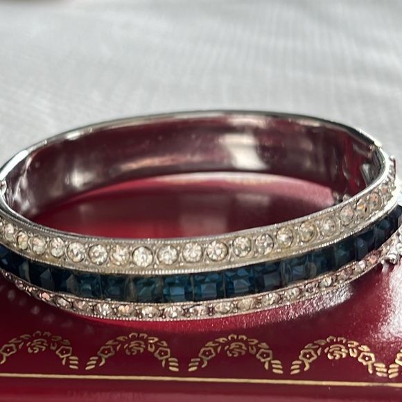 ORA sapphire crystal rhinestone, silver bangle - Picture 3 of 4